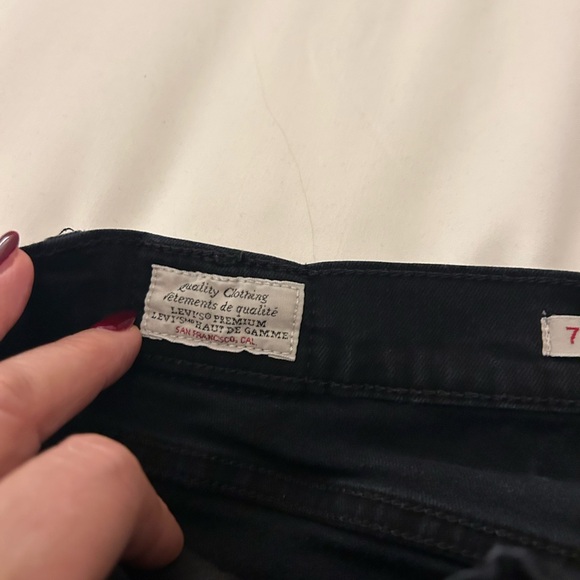 Levi’s black stretch 724 cropped raw edge size 29 - Picture 8 of 13